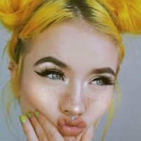 Space-buns-on-yellow-hair