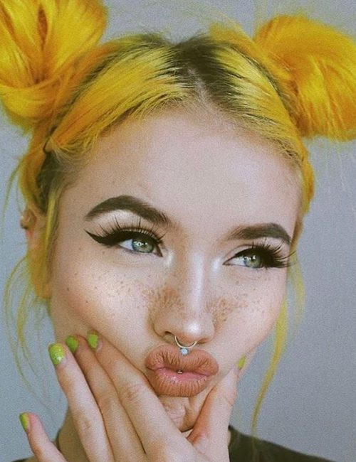 Space-buns-on-yellow-hair