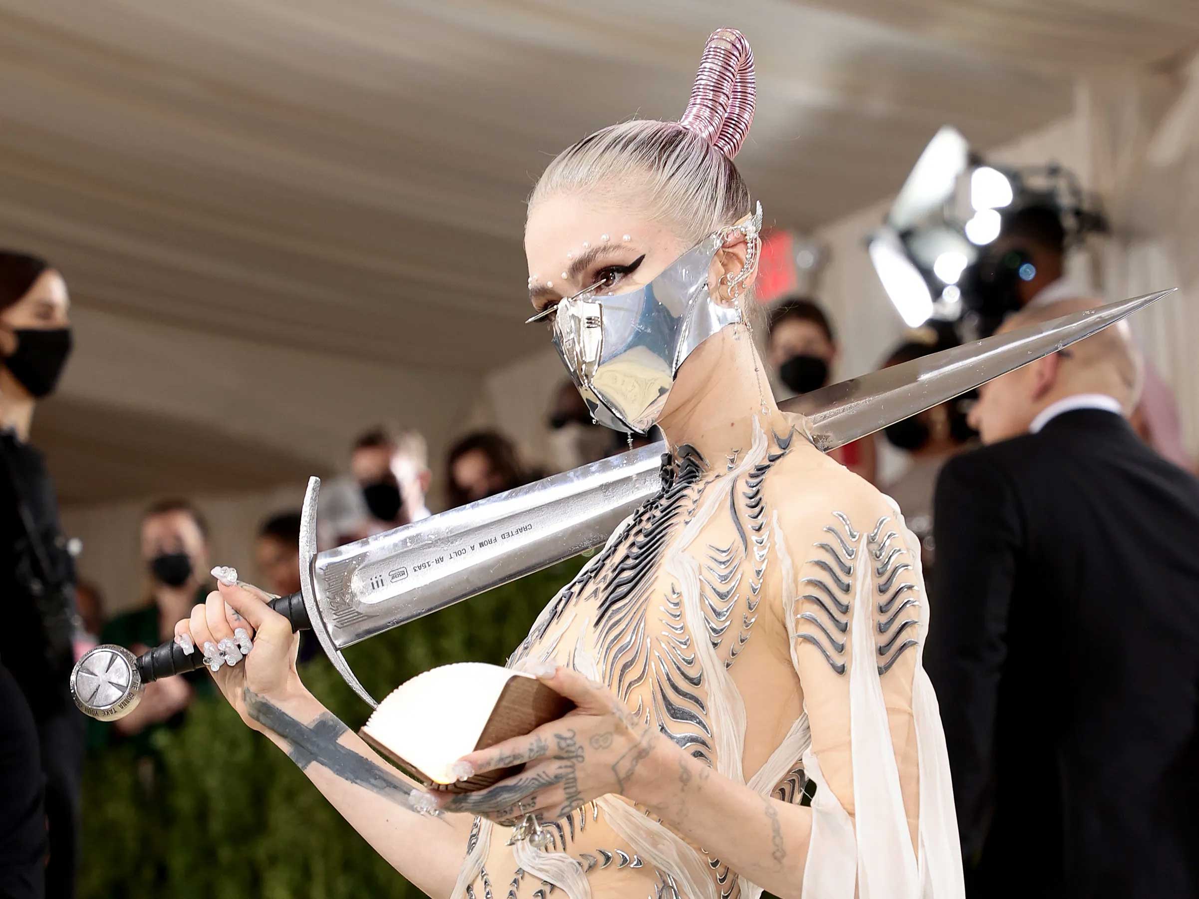 استایل Grimes به سبک دیجیتال آوانگارد